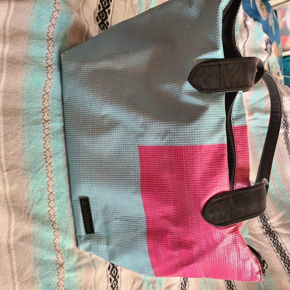 rareform ella tote - bags from billboards - Picture 11 of 14